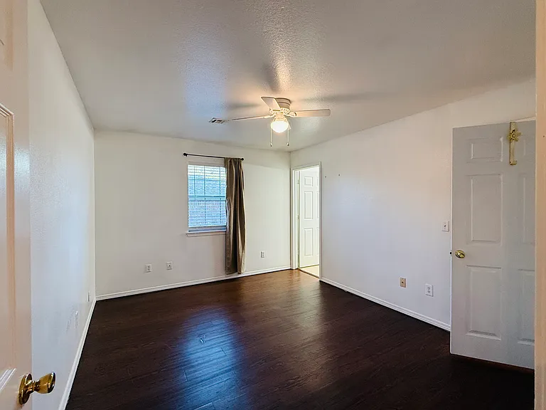10 Holly Dr #B — Photo 11