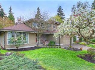 6901 NE 163rd St, Kenmore, WA 98028