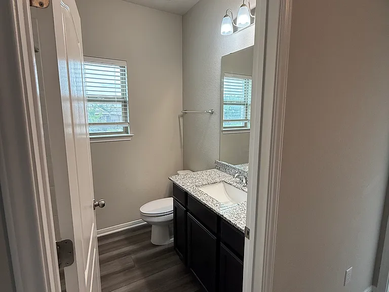 5060 Dickinson Loop — Photo 14