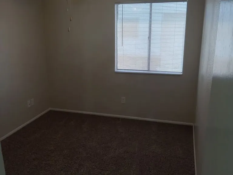 Ponderosa Ranch Apartments — Photo 24