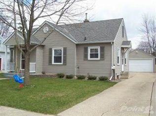 451 Douglas St, Janesville, WI 53545