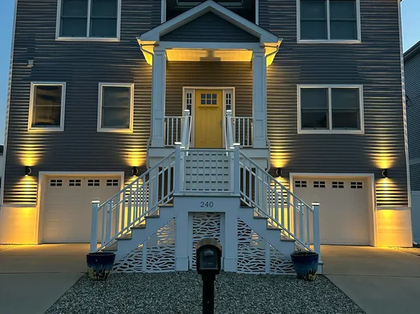 240 Fernwood Drive, Bayville, NJ 08721