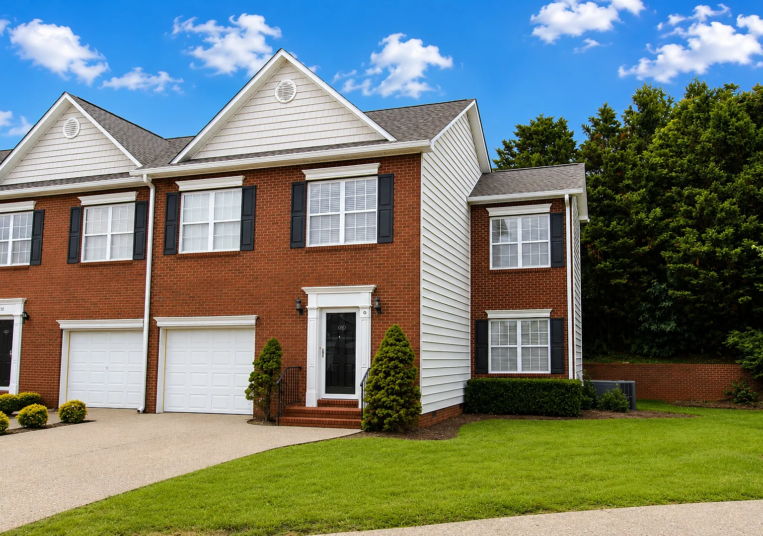 2-Bedroom Townhome with Private Patio in the Heart of Cookeville — Photo 1