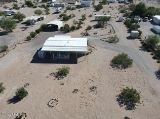 25385 Pendleton Way, Bouse, AZ 85325