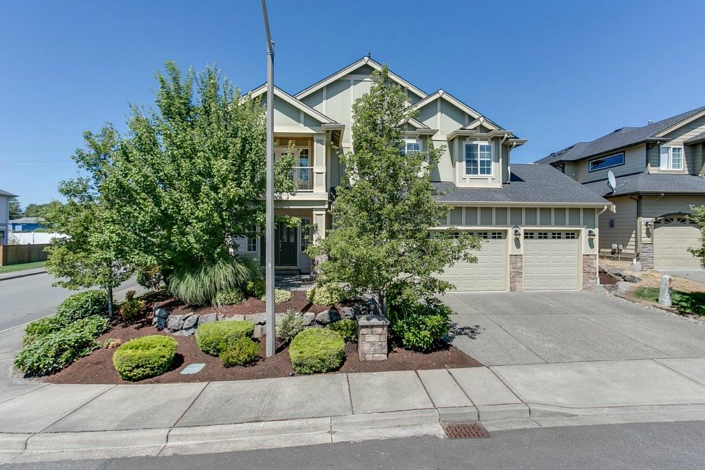 6100 NE 3rd Ct, Renton, WA 98059 Zillow