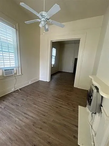 2119 Josephine St — Photo 2