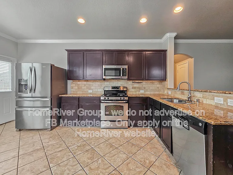12320 Walden Wood Dr — Photo 4