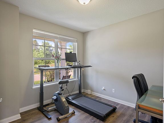 5th image of 5596 Orchard Cv