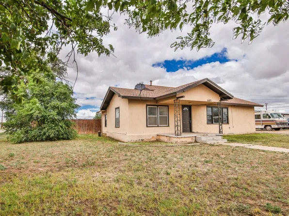 603 7th St, Shallowater, TX 79363