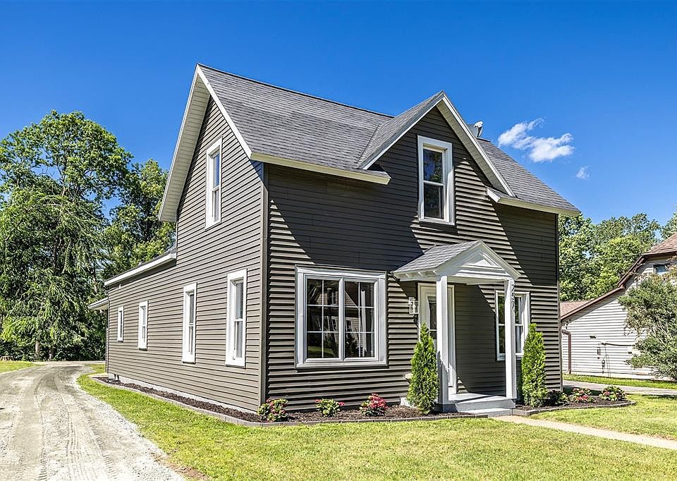 1st image of 257 W Madison Street