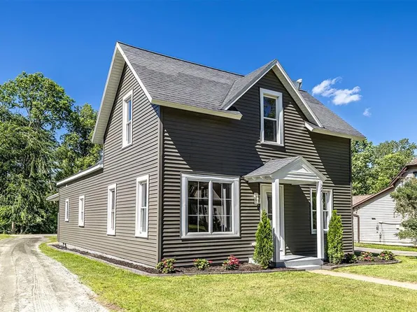 257 W Madison Street, Black River Falls, WI 54615
