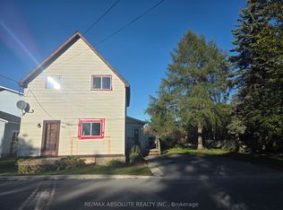 143 Park Ave, Carleton Place, ON K7C2H2