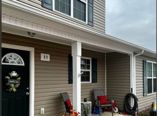 601 Pelletier Loop Rd #B11, Swansboro, NC 28584