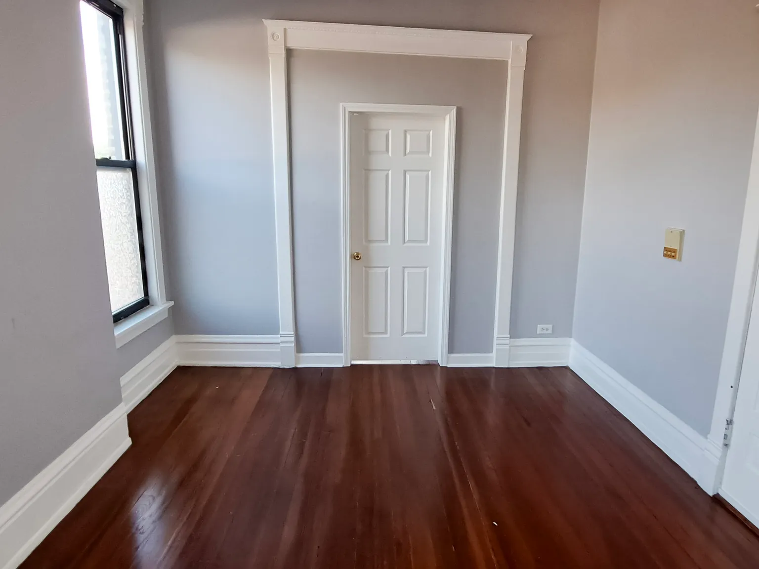3 bed, 1400 sqft, $1,700 — Photo 3