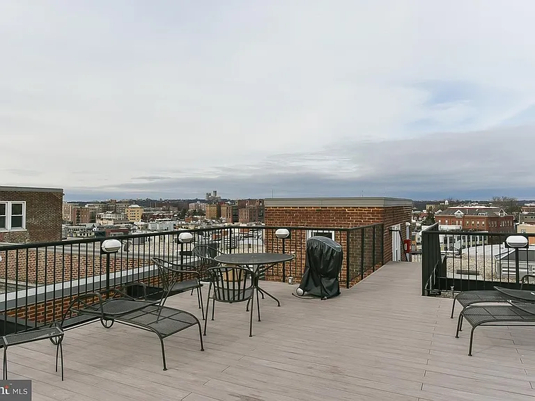 1661 Crescent Pl NW #504 — Photo 21