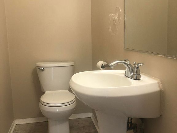 5th image of 900 Mountain Creek Rd APT 93