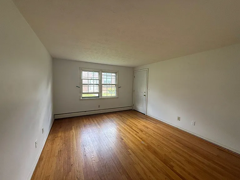 71 Loveland Hill Rd — Photo 4
