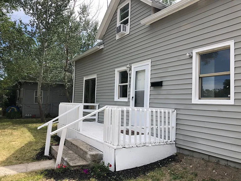 516 S 36th St — Photo 8