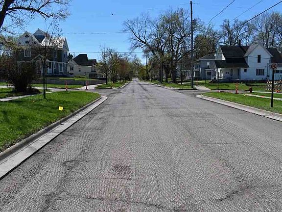 5th image of 516 S Bridge St