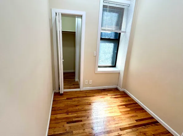 608 East 9th Street image 5 of 8