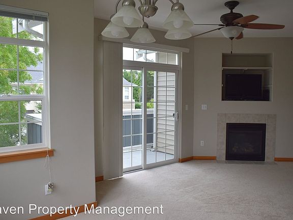 5th image of 1855 Trossachs Blvd SE Unit 2406