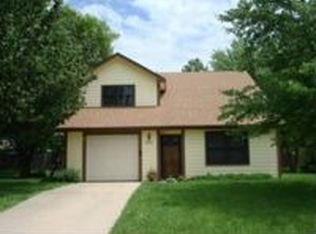 408 Sierra Dr, Lawrence, KS 66049