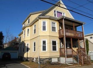 27 Hollingsworth St, Lynn, MA 01902