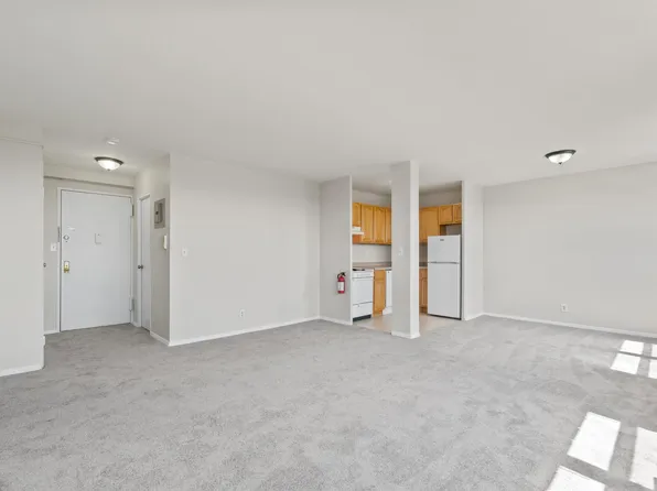 1225 Kennedy Blvd APT 4C, Bayonne, NJ 07002