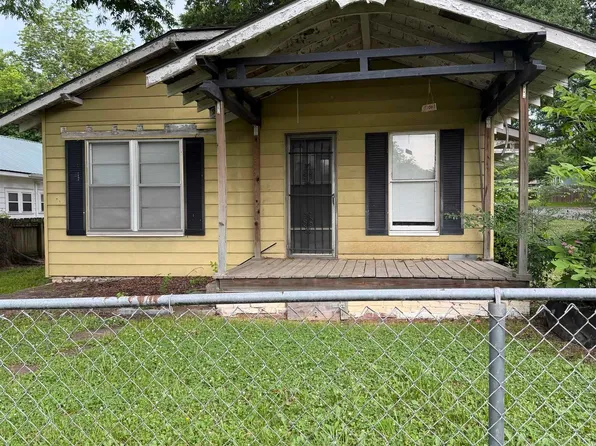 511 Oak St, Morrilton, AR 72110