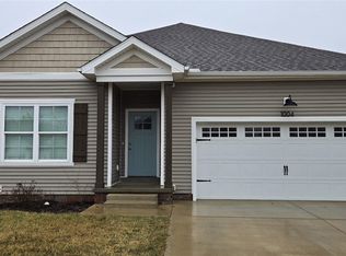 1004 County House Ln, Bowling Green, KY 42104