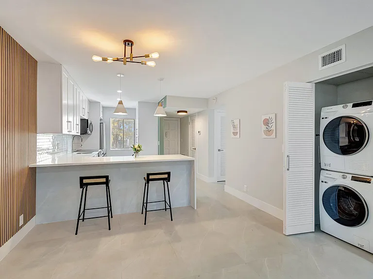 4090 Tivoli Ct #208 — Photo 3