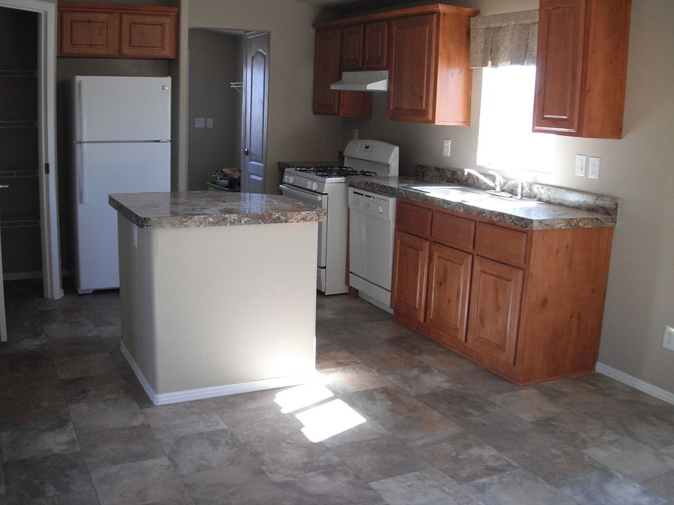 2nd image of 6130 N Moonlight Way