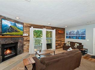 681 W Victoria Ct, Lake Arrowhead, CA 92352