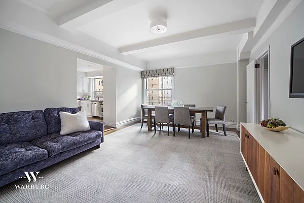 Sold by Warburg | media 2