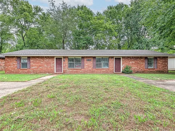 2732 & 2734 N Sierra Ave, Fayetteville, AR 72703