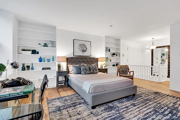 Sold by Compass | media 4