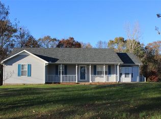 208 Barn Circle Rd, Big Rock, TN 37023