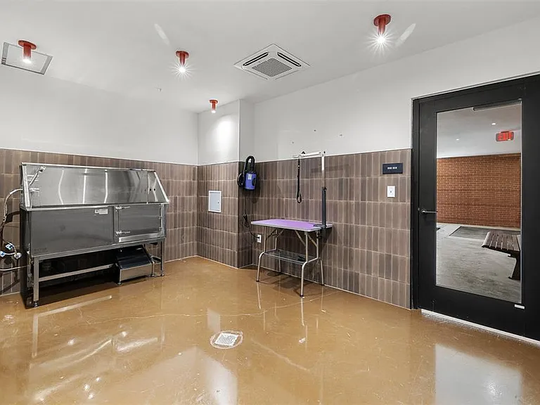 4315 S Congress Ave #216 — Photo 28