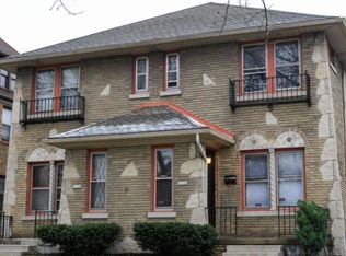 3538 N Murray Ave, Shorewood, WI 53211