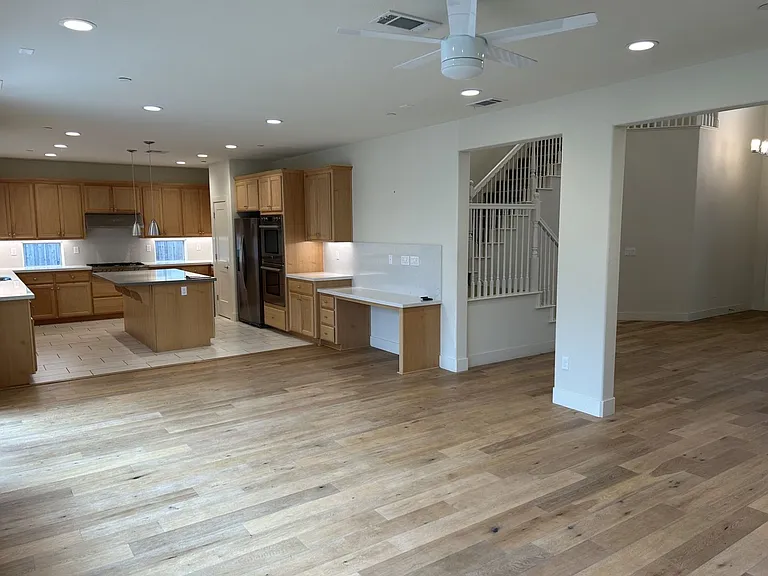 3904 Park Gardens Dr — Photo 7
