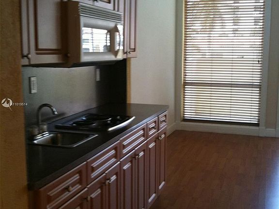5th image of 700 Biltmore Way APT 215