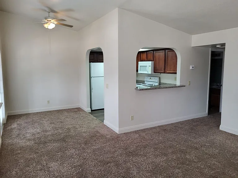 1412 Bass Dr #D — Photo 10