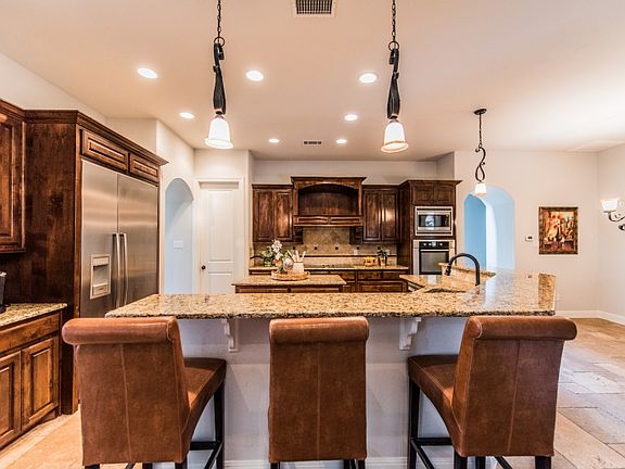 3rd image of 1 Ashbrook Pl