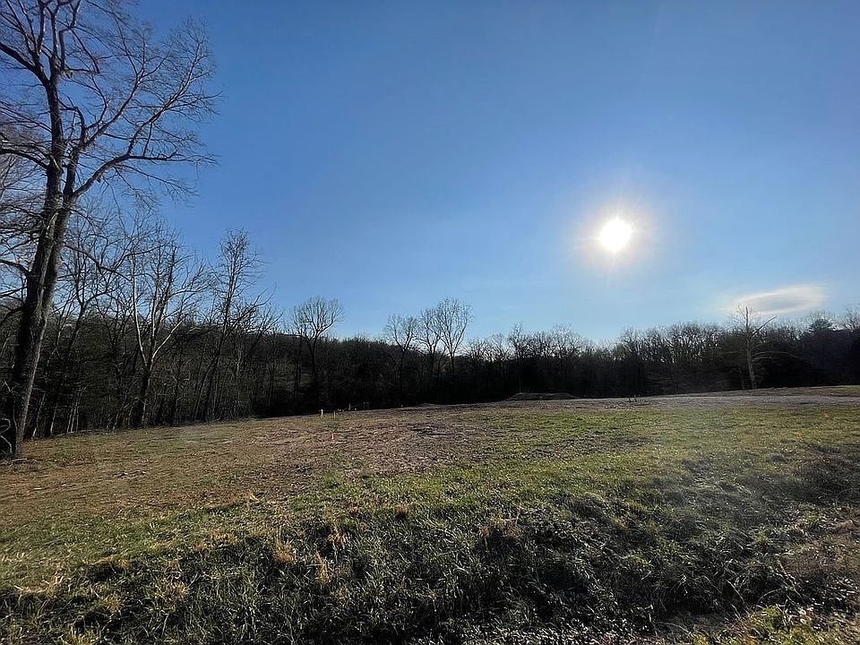 1st image of 221 Coppercreek Cir