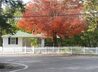 4837 S Pioneer Rd, Allison Park, PA 15101