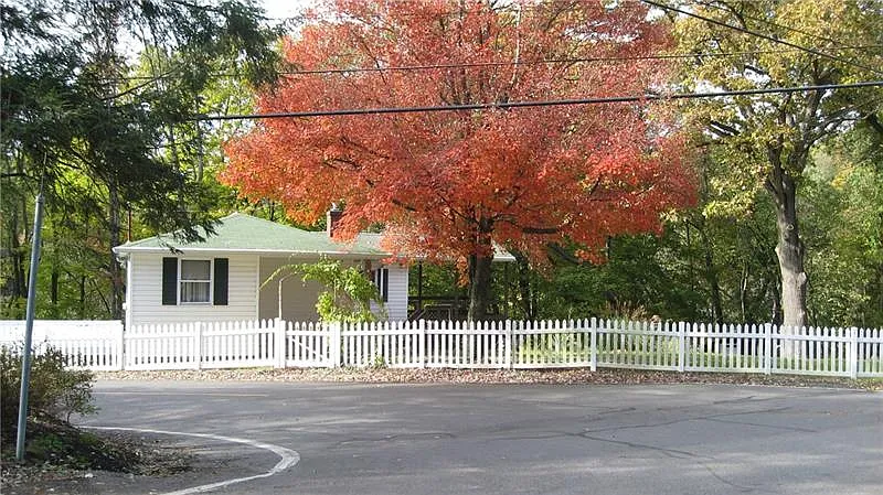 4837 S Pioneer Rd photo 1