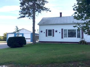 575 Perry Mills Rd, Champlain, NY 12919