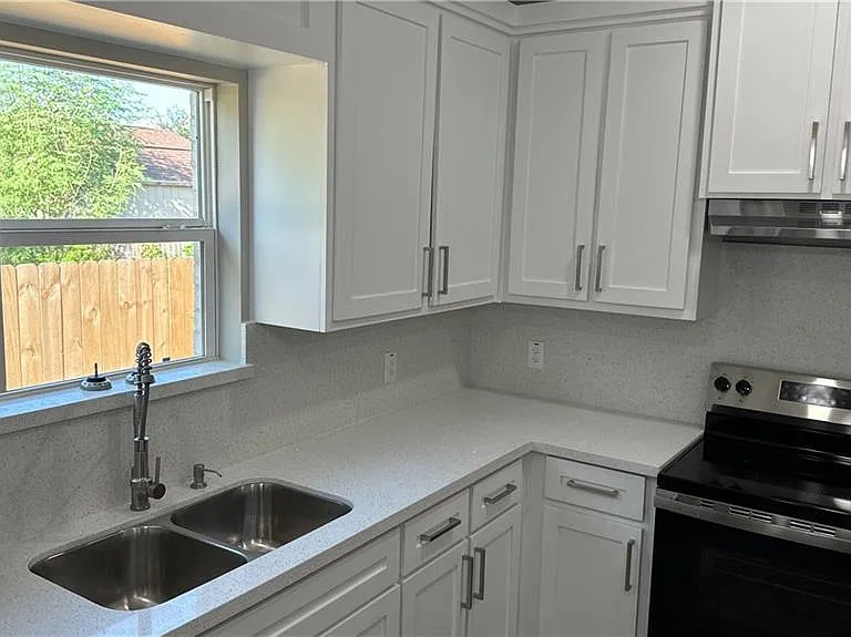 3711 Chapa Ave — Photo 7