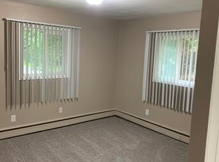 5301 Dupont Ave N APT 6, Brooklyn Center, MN 55430