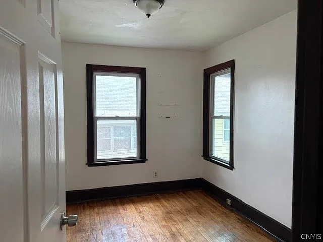 601 Court St #3 — Photo 4